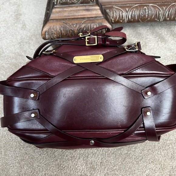 Burberry Bag - Picture 2 of 9